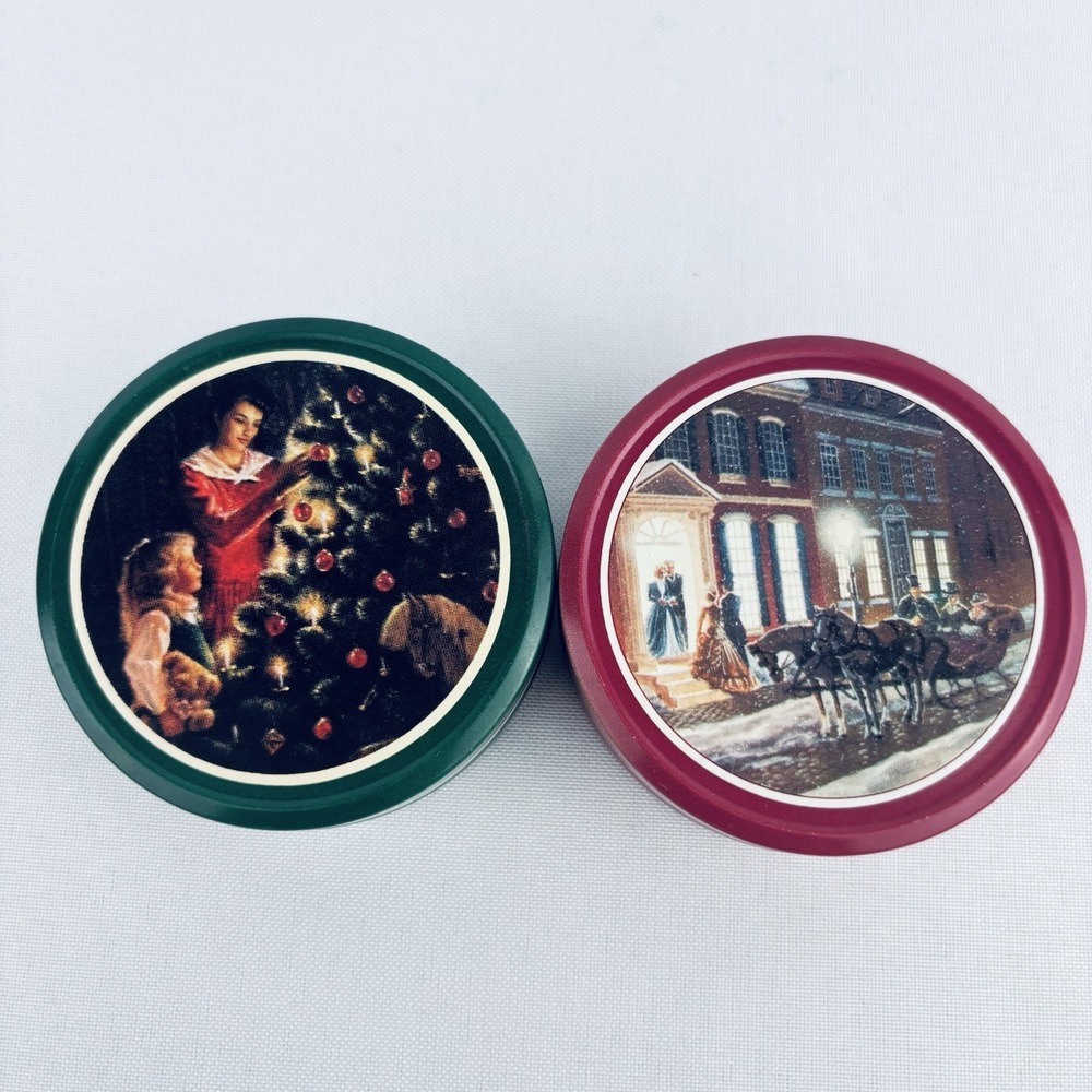 2 Vtg Claire‎ Burke 'O Christmas Tree' & 'Christmas Memories' Scented Candle Tin